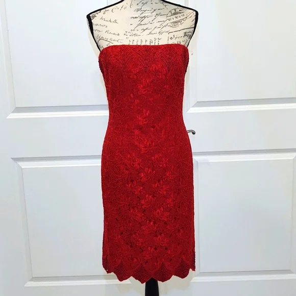 Carmen Marc Valvo | Dresses | Carmen Marc Valvo Signature Size Red  Strapless Party Dress
